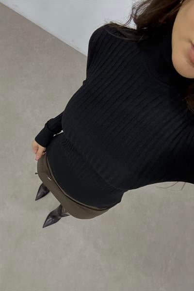 Balıkçı Yaka Poliamid Basic Siyah Body