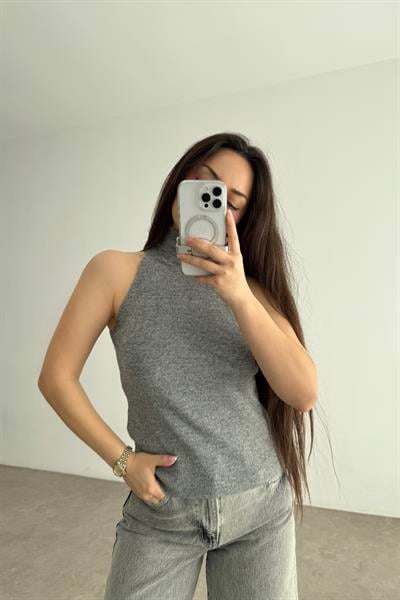 Balıkçı Yaka Sıfır Kollu Triko Gri Bluz