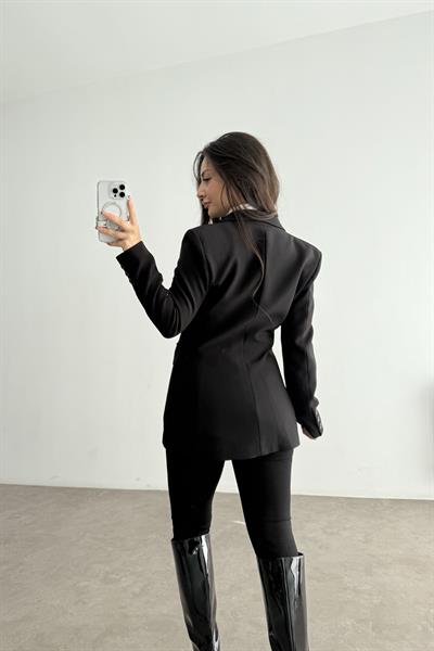 Belden Oturtmalı Vatkalı Klasik Blazer Ceket