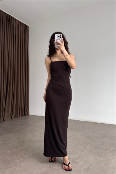 Brshk Orijinal Yırtmaçlı Drapeli Kahve Askılı Midi Elbise