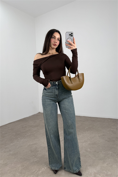 Burgulu Düşük Omuz Kahve Body