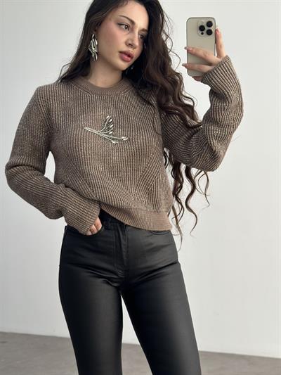 BYMN Premium Seri Taşlı Logolu Kahve Kazak