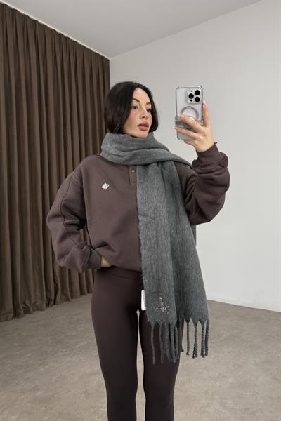 Bymn Taşlı Logolu Füme Atkı