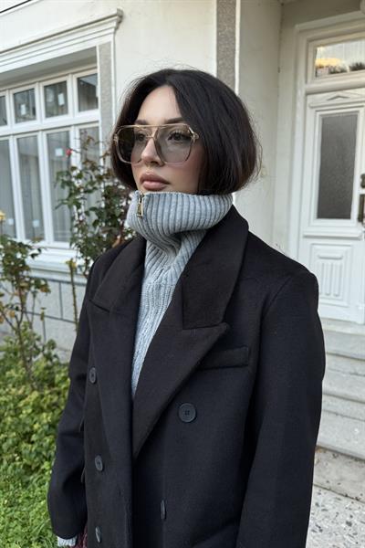 Cep Detaylı Düz Kesim Vatkalı Uzun Kaban