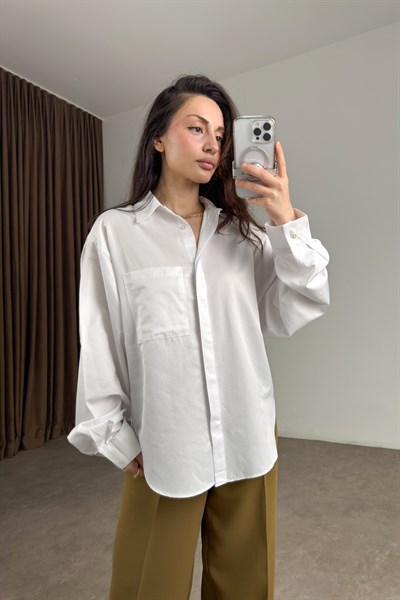 Cepli Balon Kol Beyaz Gömlek