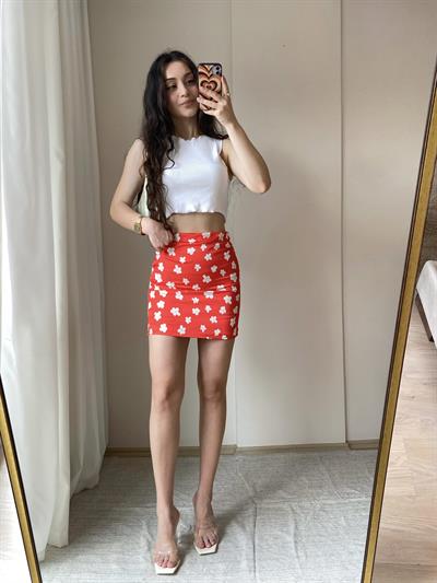 Çiçek Desenli Mini Etek