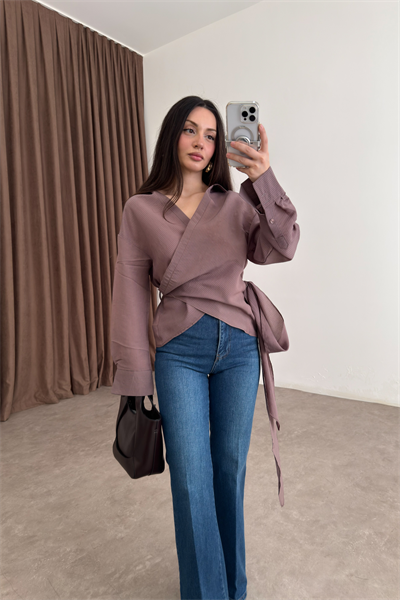 Çizgili Bağlama Detaylı Kahve Gömlek