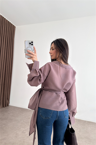 Çizgili Bağlama Detaylı Kahve Gömlek