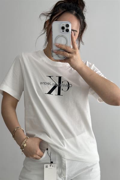 CK Nakış İşlemeli Beyaz T-shirt