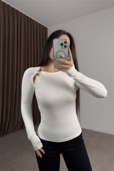 Damla Toka Detaylı Ekru Bluz