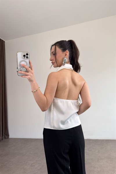 Degaje Yaka Saten Beyaz Bluz