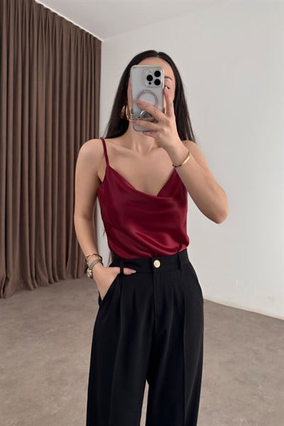Degaje Yaka Saten Bordo Askılı Atlet