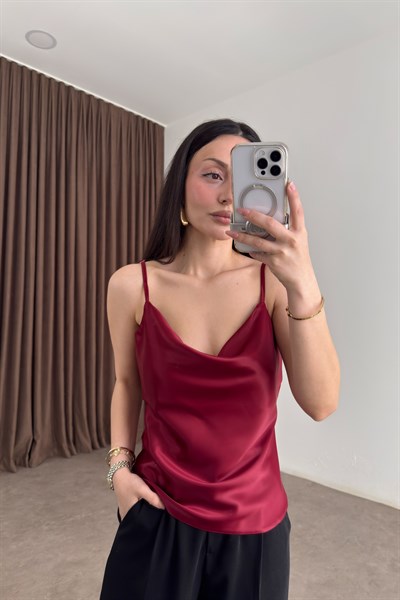 Degaje Yaka Saten Bordo Askılı Atlet
