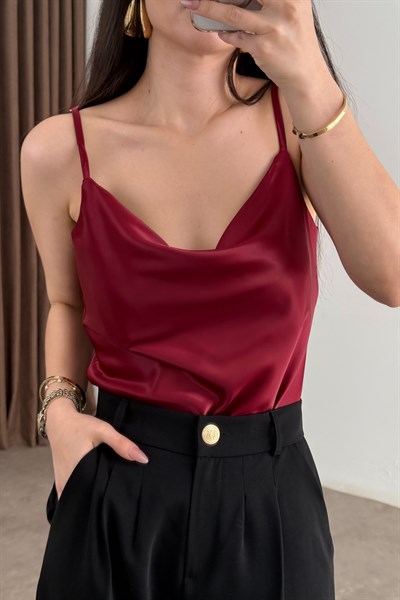 Degaje Yaka Saten Bordo Askılı Atlet