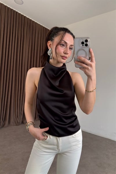 Degaje Yaka Saten Kahve Bluz