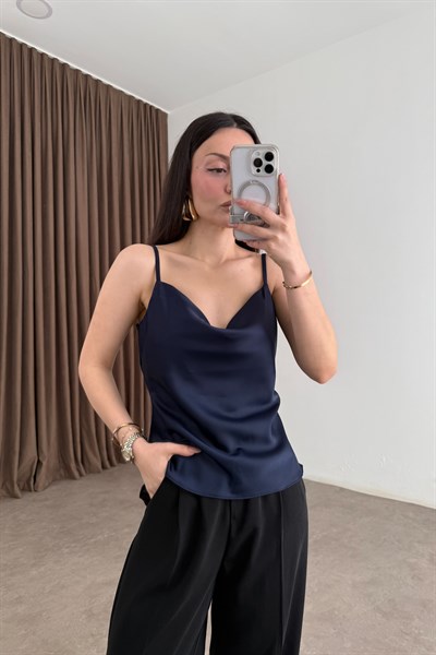 Degaje Yaka Saten Lacivert Saten Atlet 