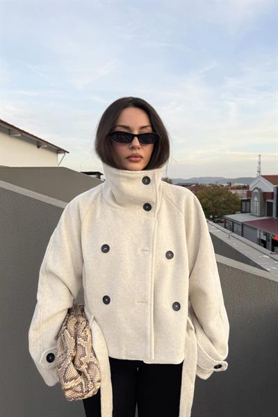 Dik Yakalı Kaşe Kısa Ekru Kaban