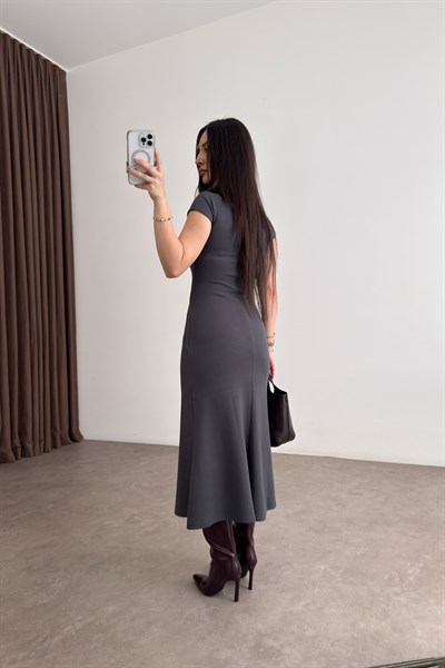 Dik Yakalı Kısa Kol Midi Antrasit Kaşkorse Elbise
