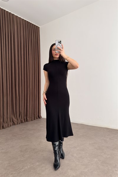 Dik Yakalı Kısa Kol Midi Siyah Kaşkorse Elbise