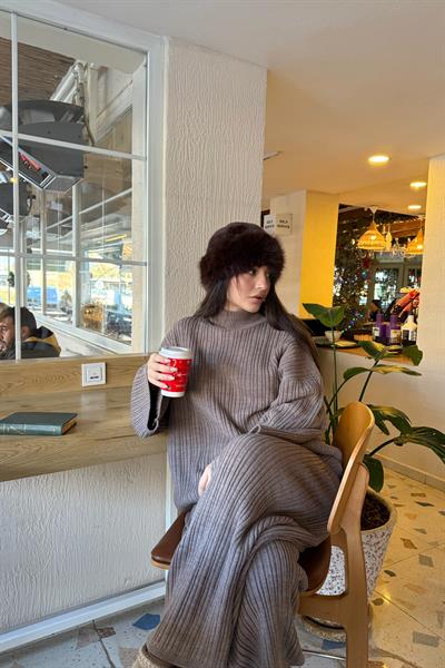 Dik Yakalı Oluklu Vizon Takım