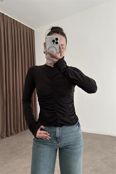 Dilvin Büzgülü Koyu Kahve Bluz 