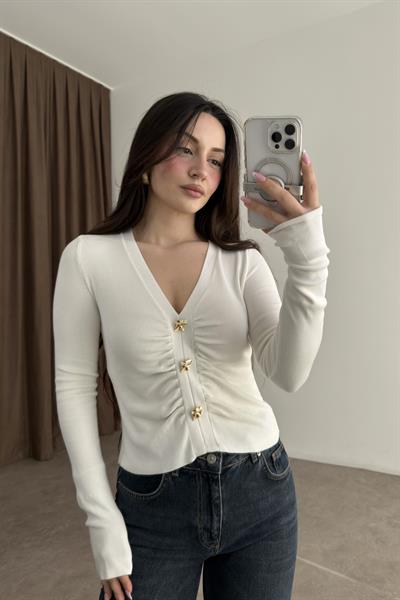 Dilvin V Yaka Drapei Düğmeli Triko Ekru Kazak