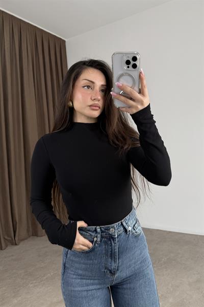 Dilvin Yarım Balıkçı Yaka Siyah Body