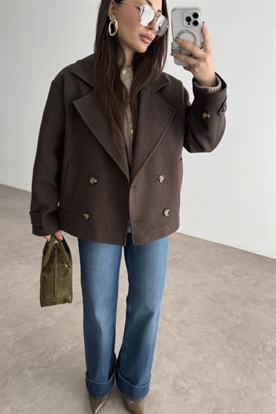 Düğme Detaylı Klasik Kesim Orta Boy Boz  Kahve Kaban