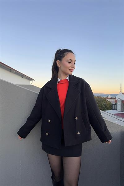 Düğme Detaylı Klasik Kesim Orta Boy Siyah Kaban