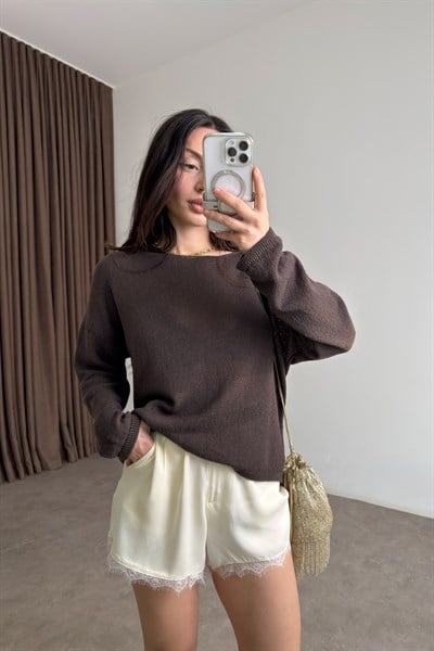 Düz Yakalı Merserize İnce Kahve Üst