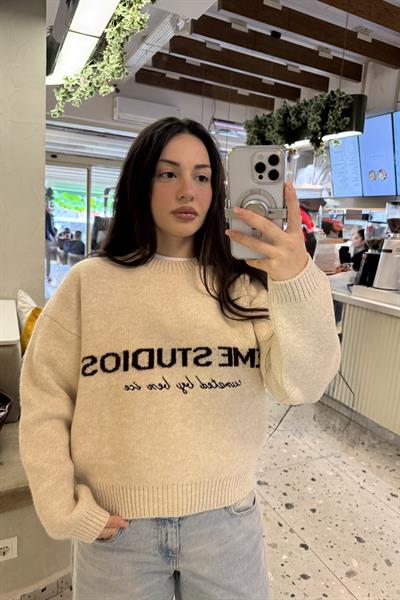 Eme Studios Ekru Kazak