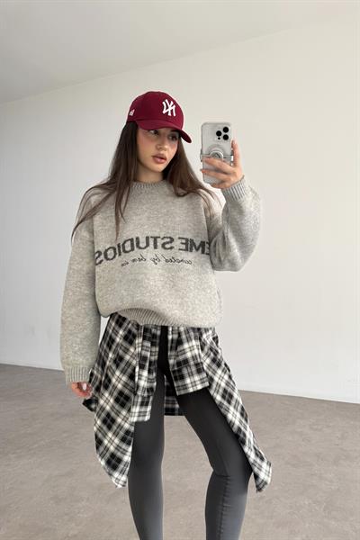 Eme Studios Gri Kazak