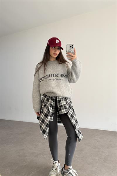 Eme Studios Gri Kazak