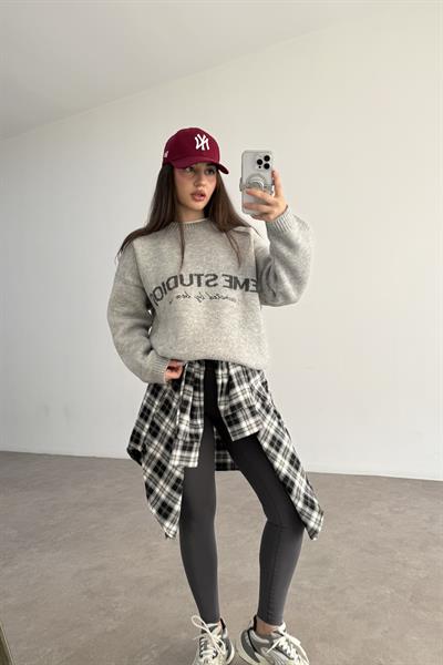 Eme Studios Gri Kazak