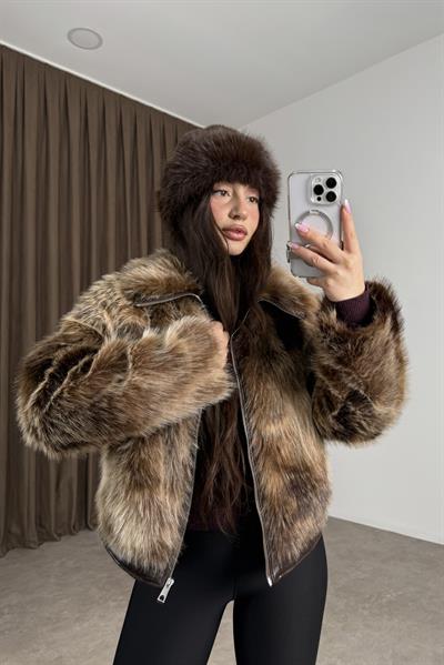 Premium İthal Fermuarlı Kahve Kırçıllı Deri Detay Kürk