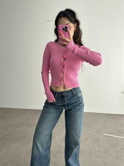 Fiyonklu Pencere Detaylı Triko Pembe Üst