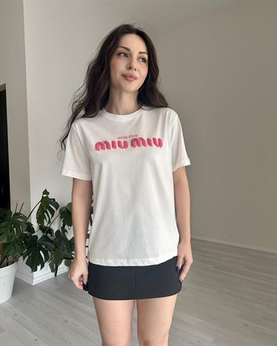 F/MM Pembe Logolu Beyaz Tişört