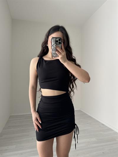 Zr Pencere Detaylı Büzgülü Elbise