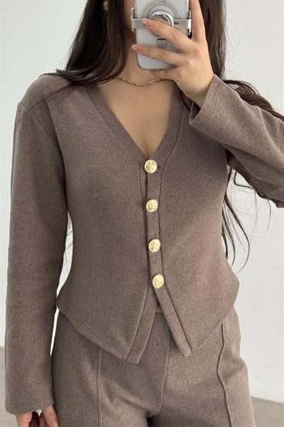 Gold Düğmeli V Yaka Pantolonlu Kahve Fitilli Takım