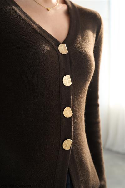 Gold Düğmeli V Yaka Triko Acı Kahve Takım