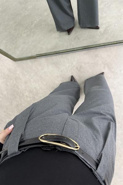 Gri Maskülen Pile Detaylı Pantolon