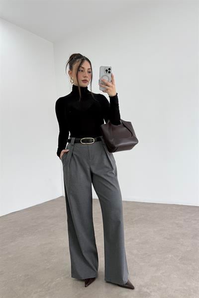 Gri Maskülen Pile Detaylı Pantolon