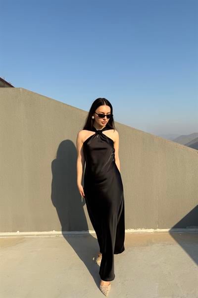 Halter Yaka İpek Saten Elbise Siyah