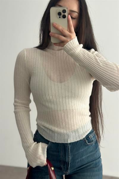 HM Dik Yakalı Transparan Bluz Ekru