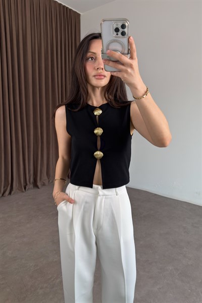 HM İstiridye Düğmeli Siyah Bluz
