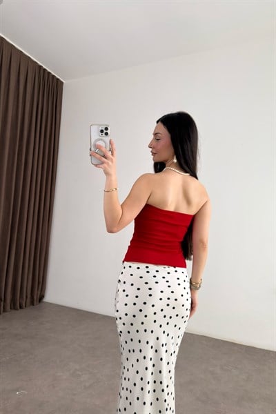 Hm Orijinal Gold Toka Detaylı Kırmızı Straplez Bluz 