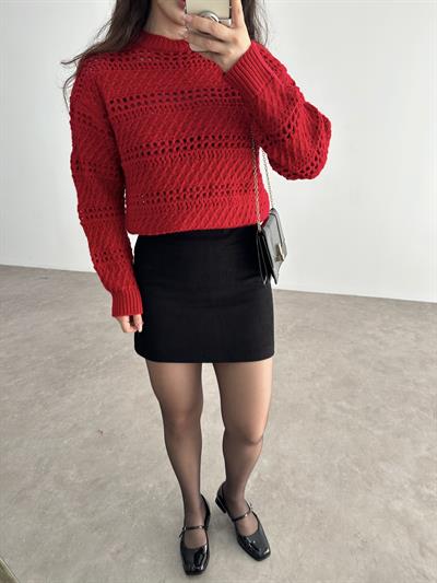 Kadife Cep Detaylı Siyah Etek