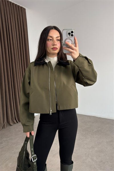 Kadife Yakalı Kısa Bondit Haki Ceket