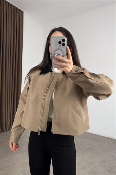 Kadife Yakalı Kısa Bondit Vizon Ceket