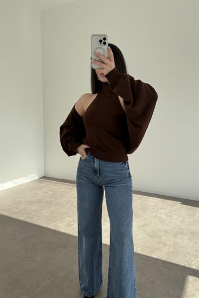 Kahve Halter Kesim Bluzlu Bolerolu Takım Üst